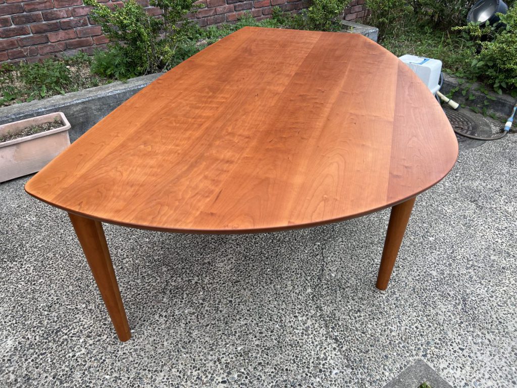 【お客様からお問い合わせをいただきました】土井木工・オリジナル変形テーブル
