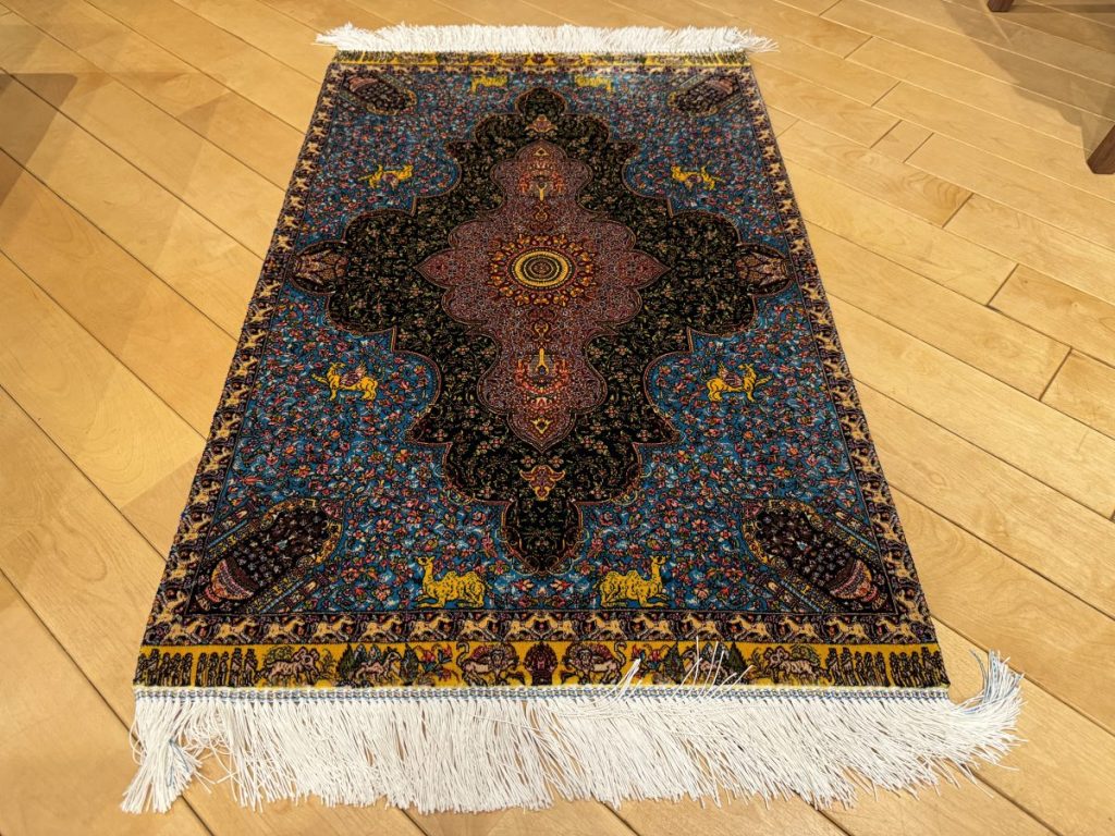 モダールレーヨン絨毯