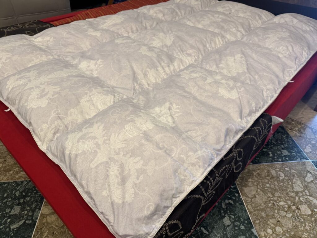 フランスベッド・THE UMOWヴェルモラ03NR90LV