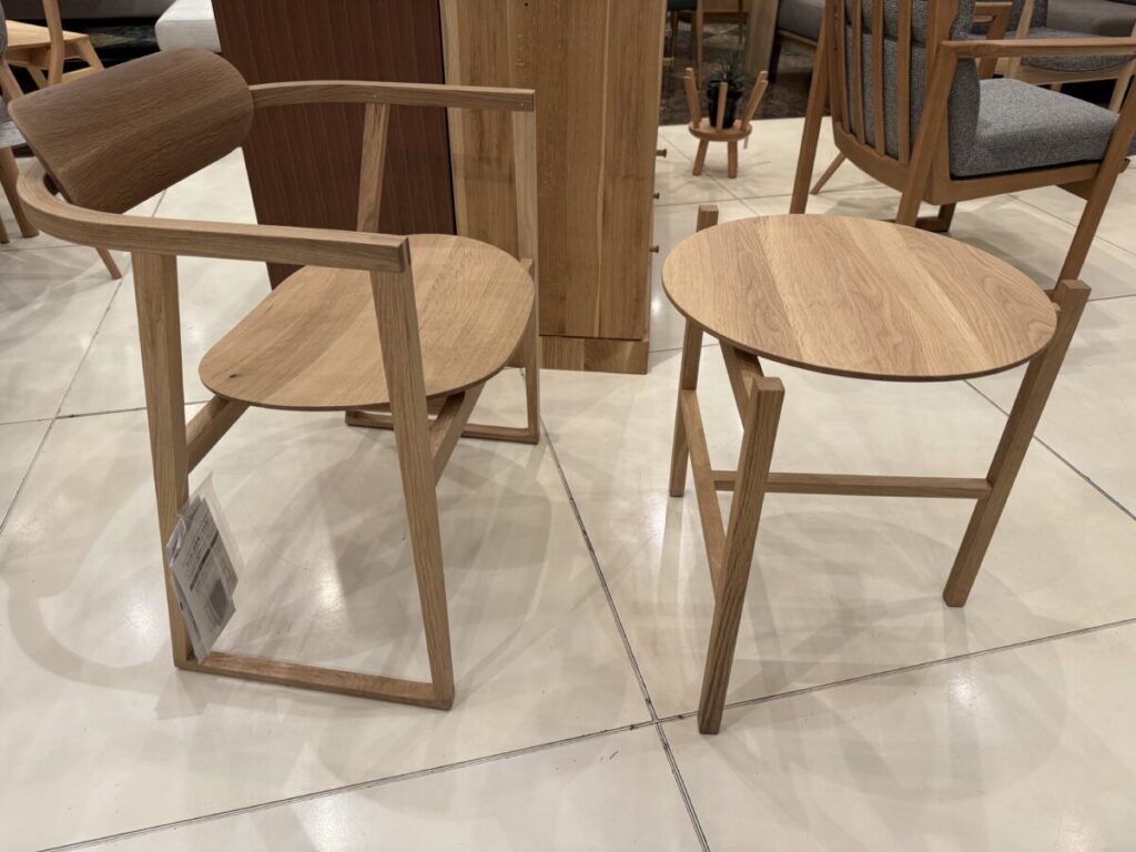 飛騨産業・SUWARIラウンジチェア