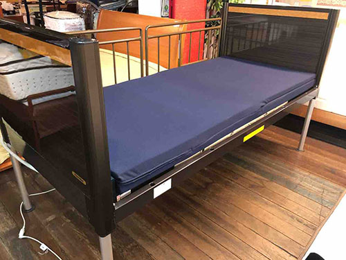 フランスベッド・超低床フロアーベッド・FL-1402を特別価格で販売
